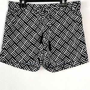 The Limited Shorts Navy Blue and White Geometric Design with Pockets Size Small